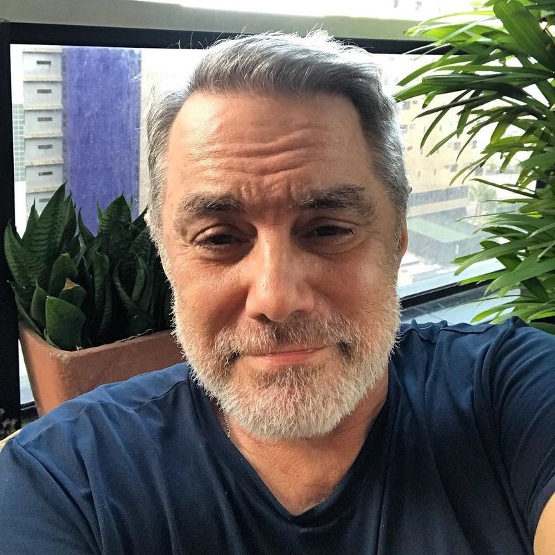Alexander, 52