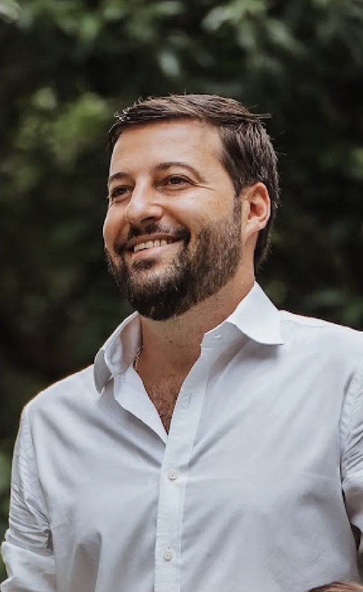 Fernando, 41