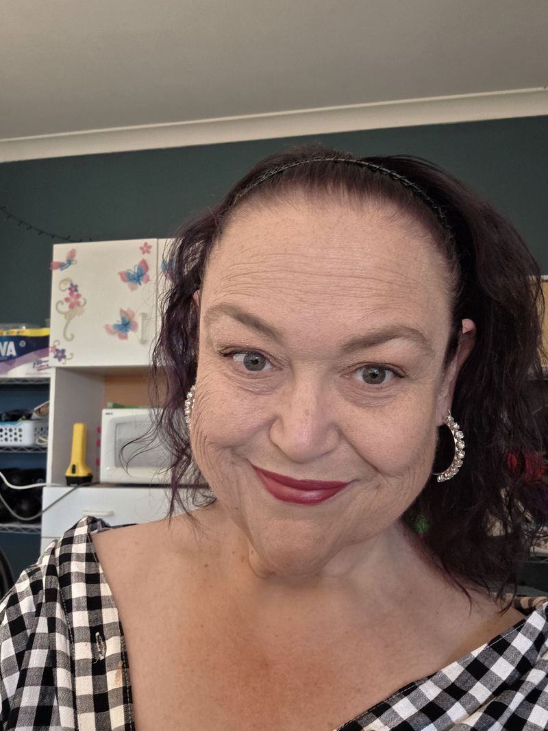Kerryn, 53