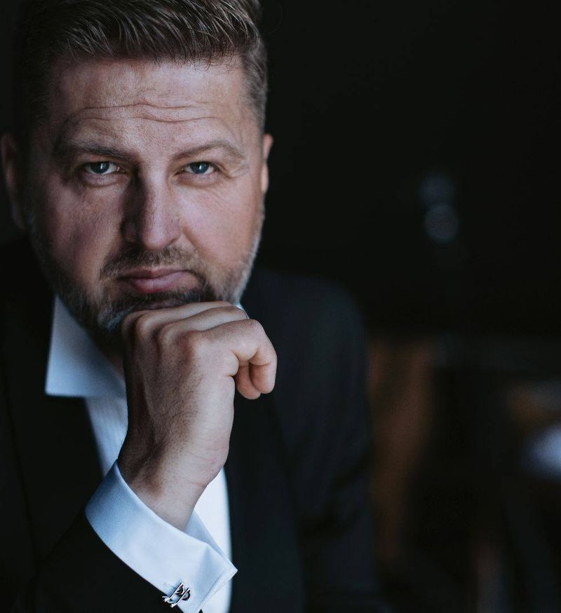 Waldemar, 44