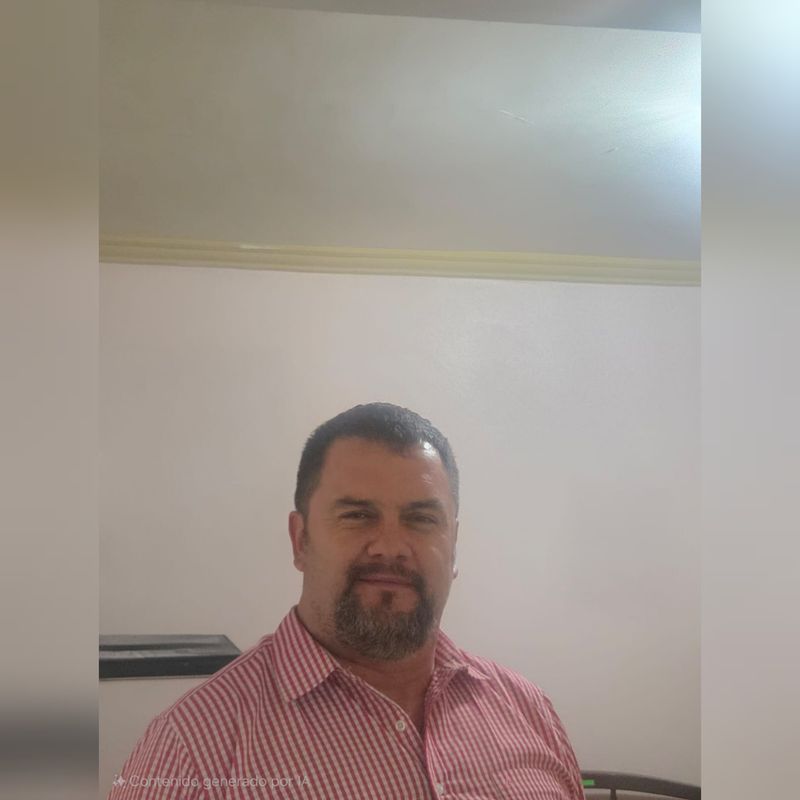 Armando, 49