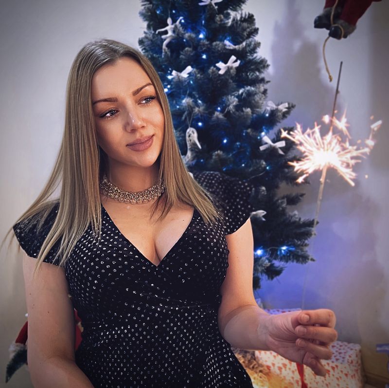 Ксенія, 28