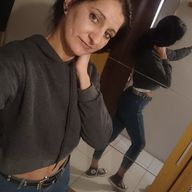 Gabi, 37