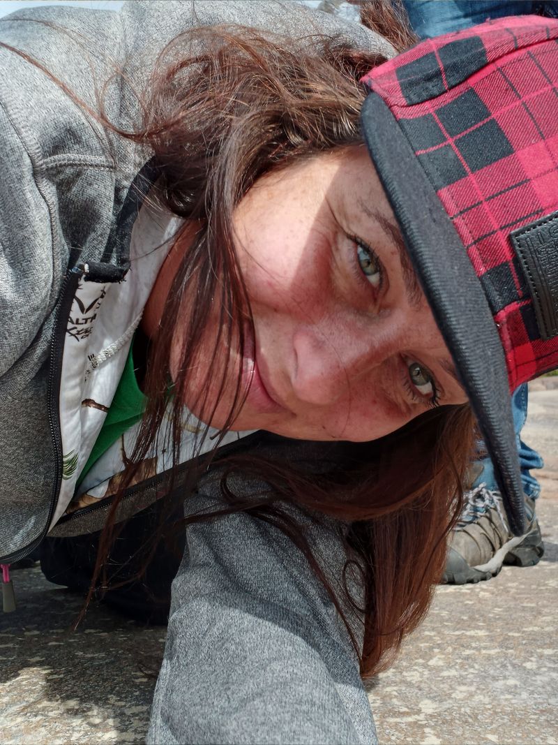 Madeleine, 49