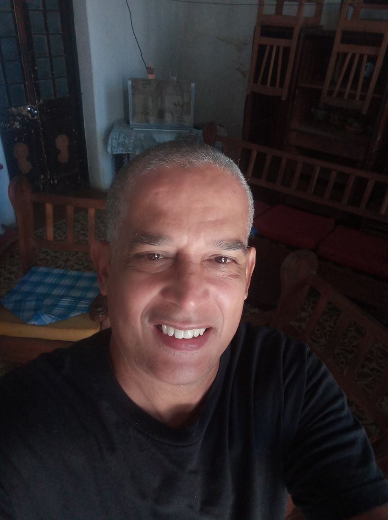 Guillermo, 58