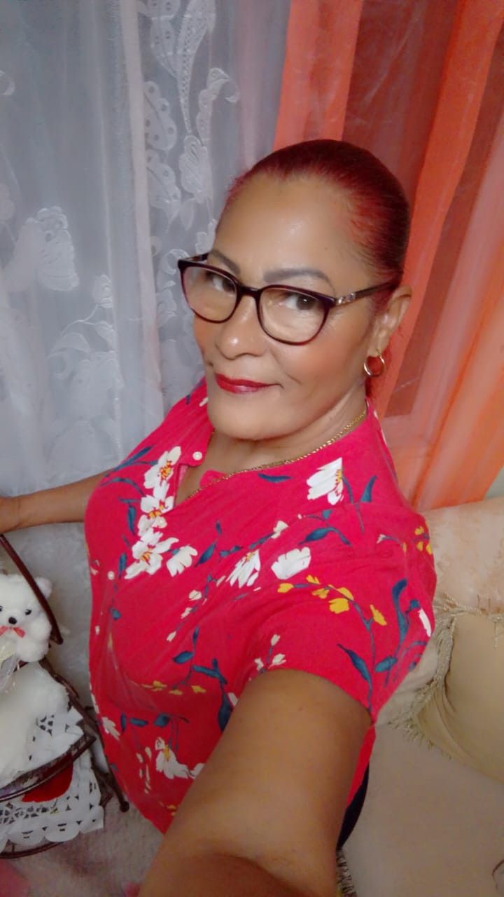 Nidia Lopez, 60