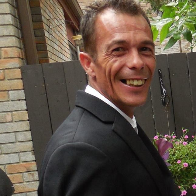 Ben, 52