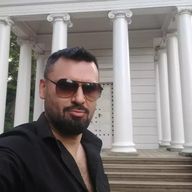 Artur, 44