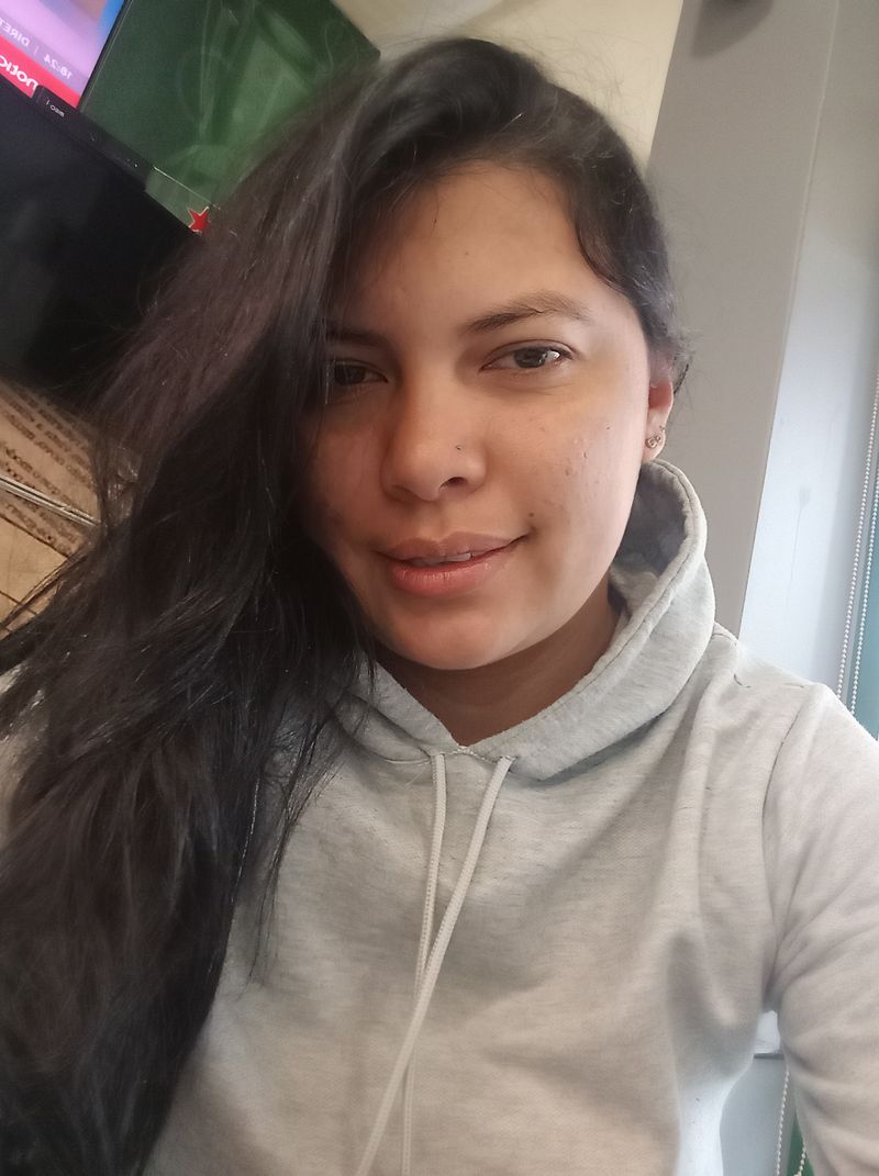 Viviana, 32
