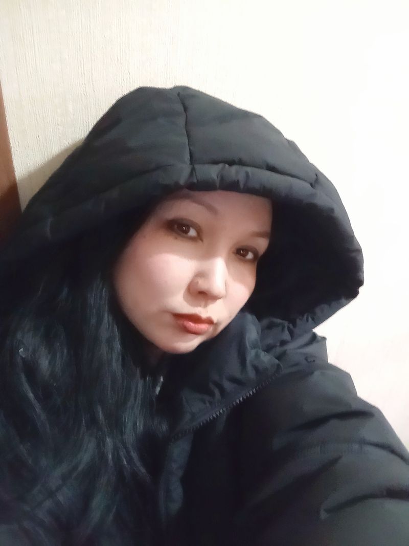 Aizada, 35