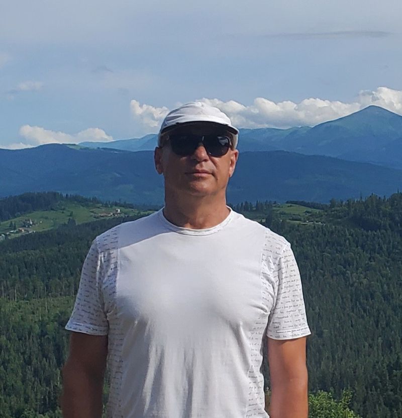 Геннадій, 47