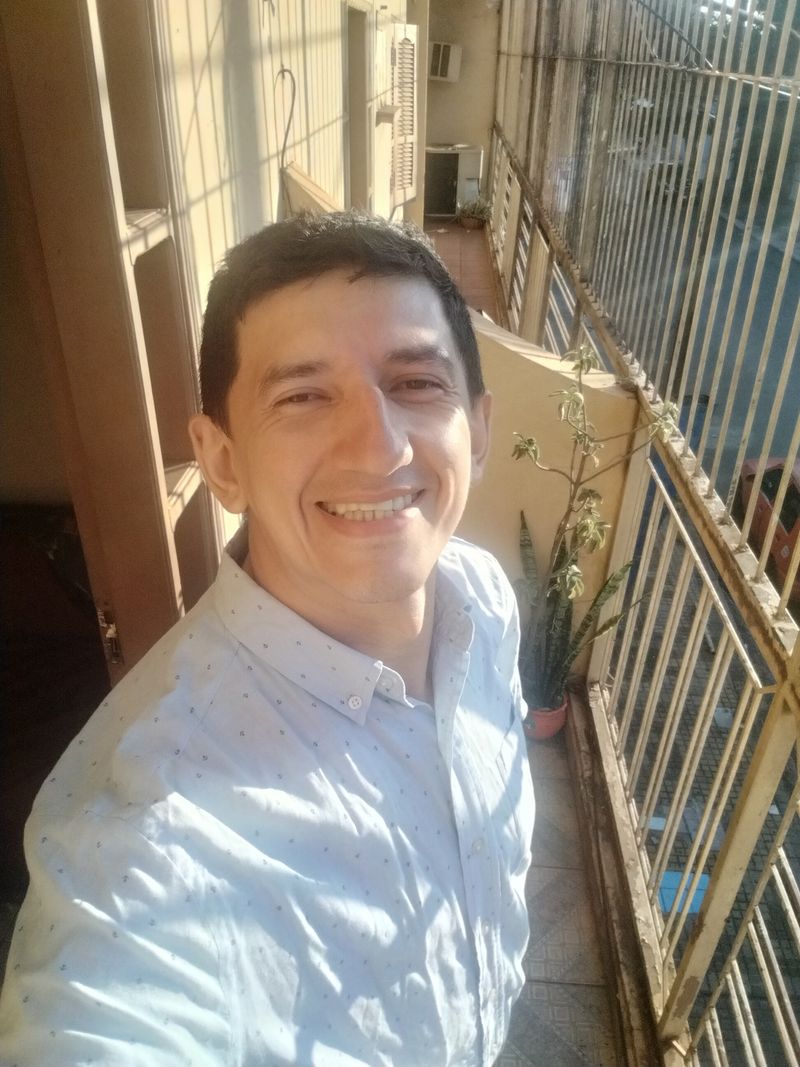 Hugo, 42