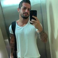 Alex, 33