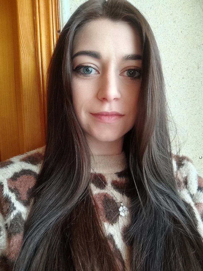 Аня, 28