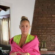 Claudia, 60
