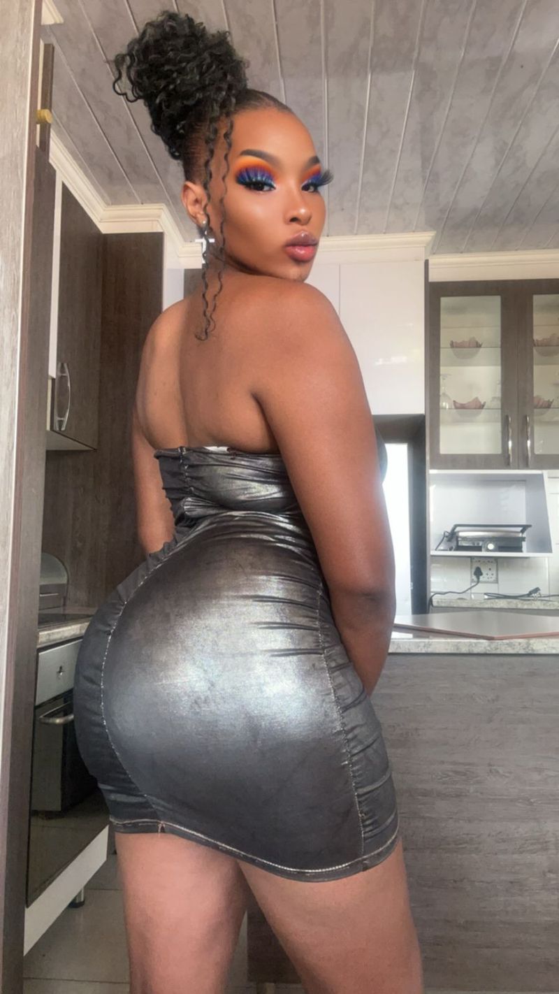 Mpho, 23