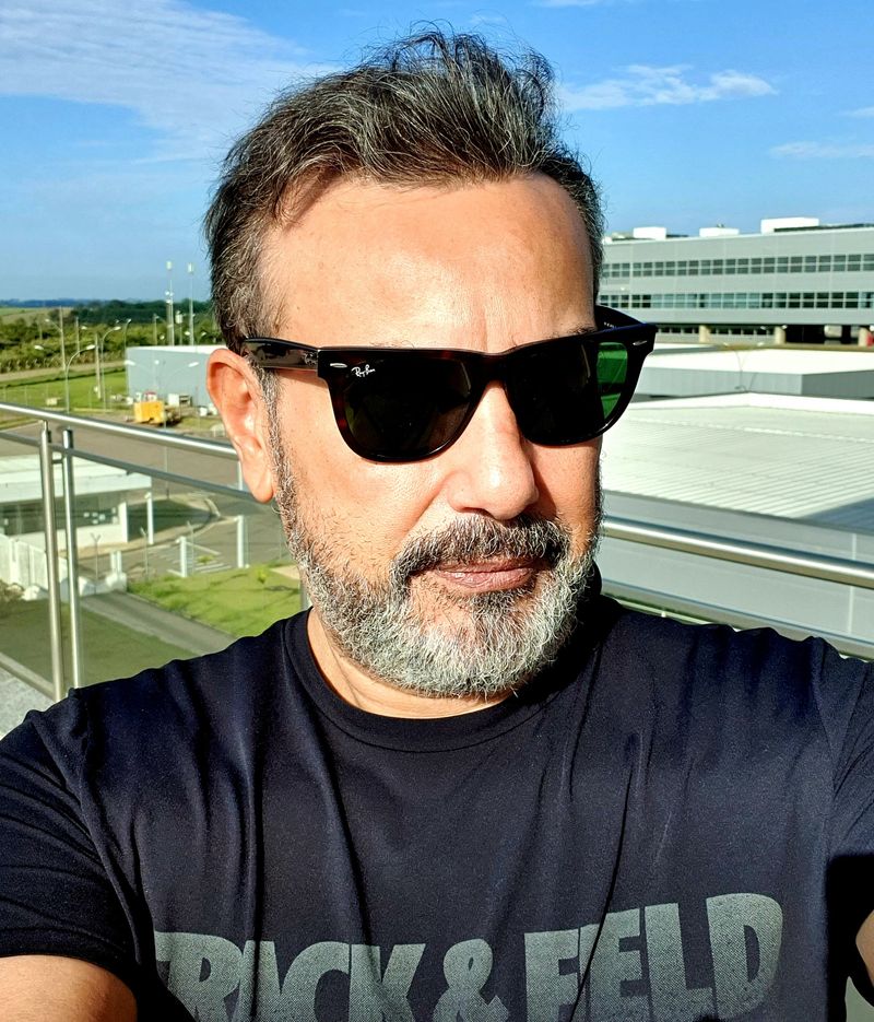 Janio C De Freitas, 63