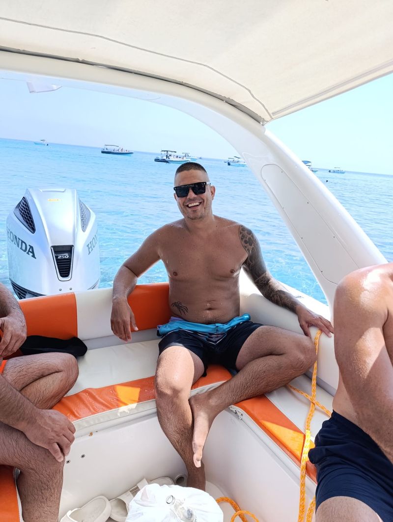 Dimitar, 36