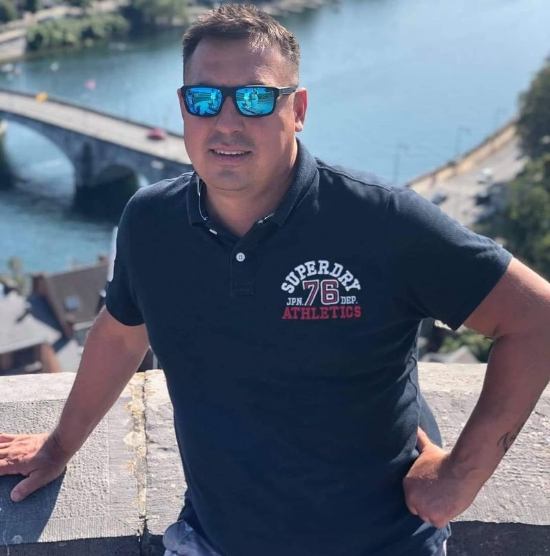 Tomek, 50