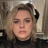Beata, 48