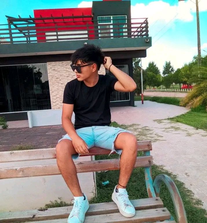 Natanael, 18