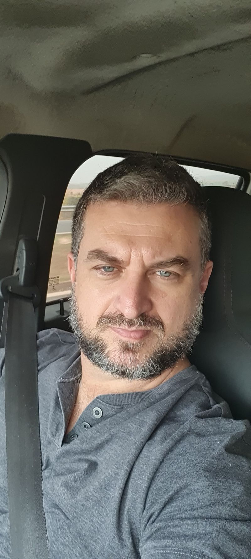 Felipe, 51