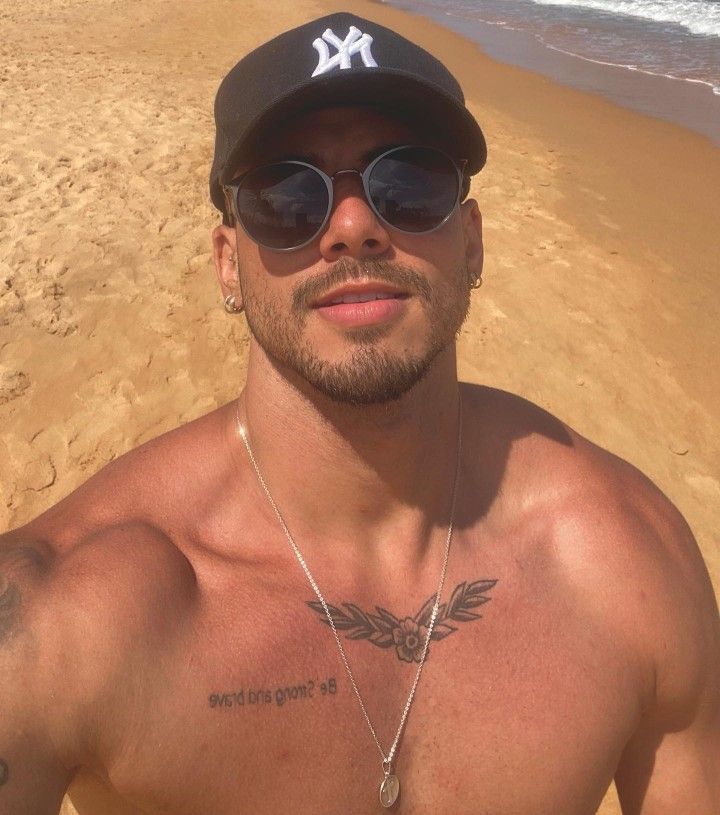 Lucas, 26