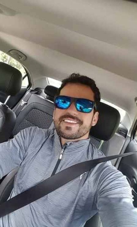 Fernando, 42