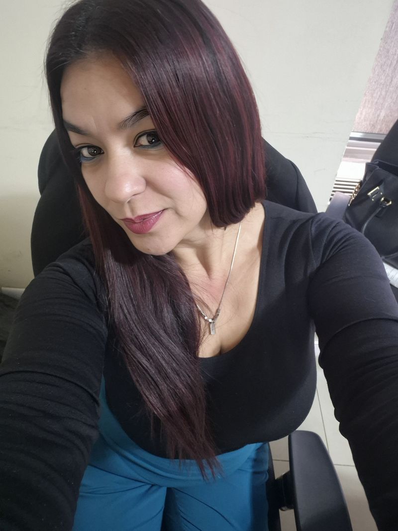 Paola, 39
