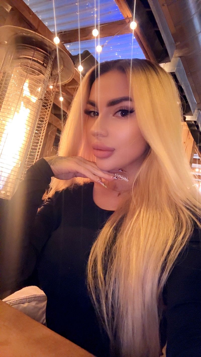 Tetiana, 29