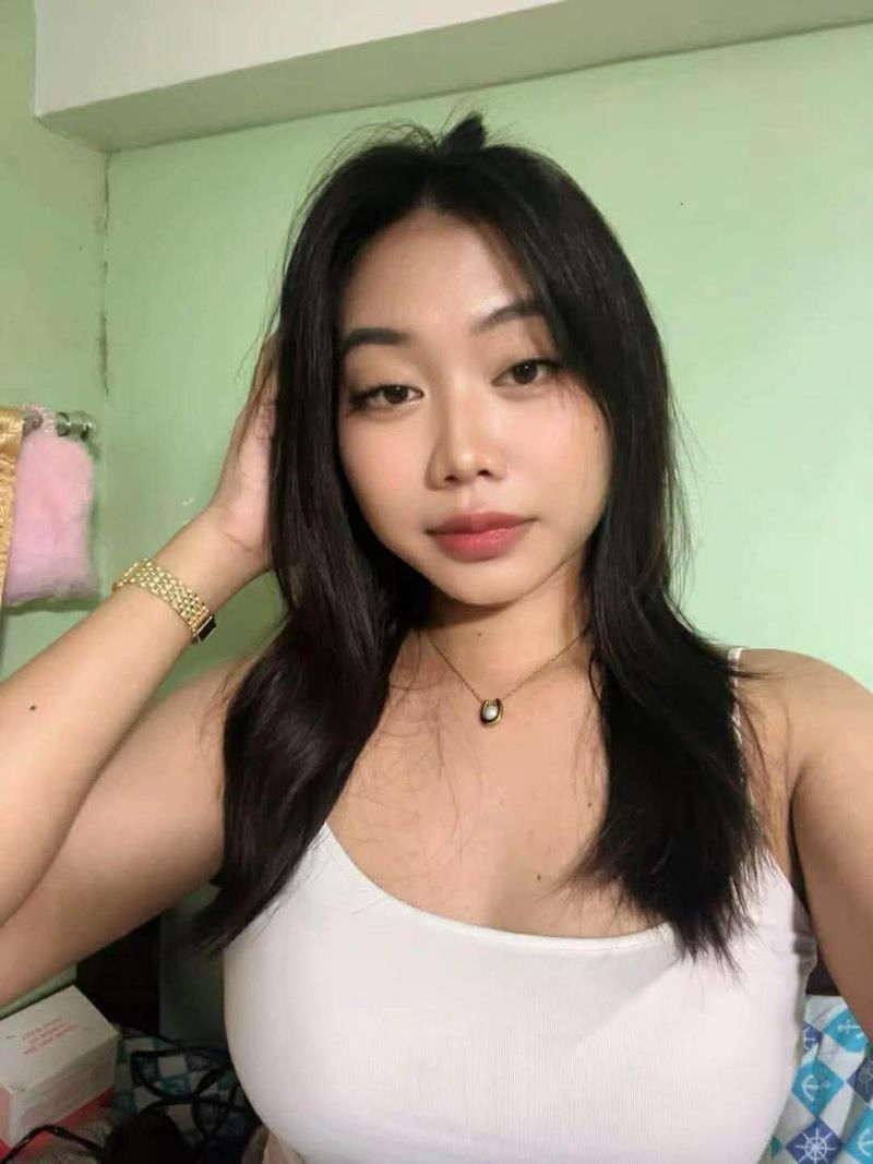 Candy, 23