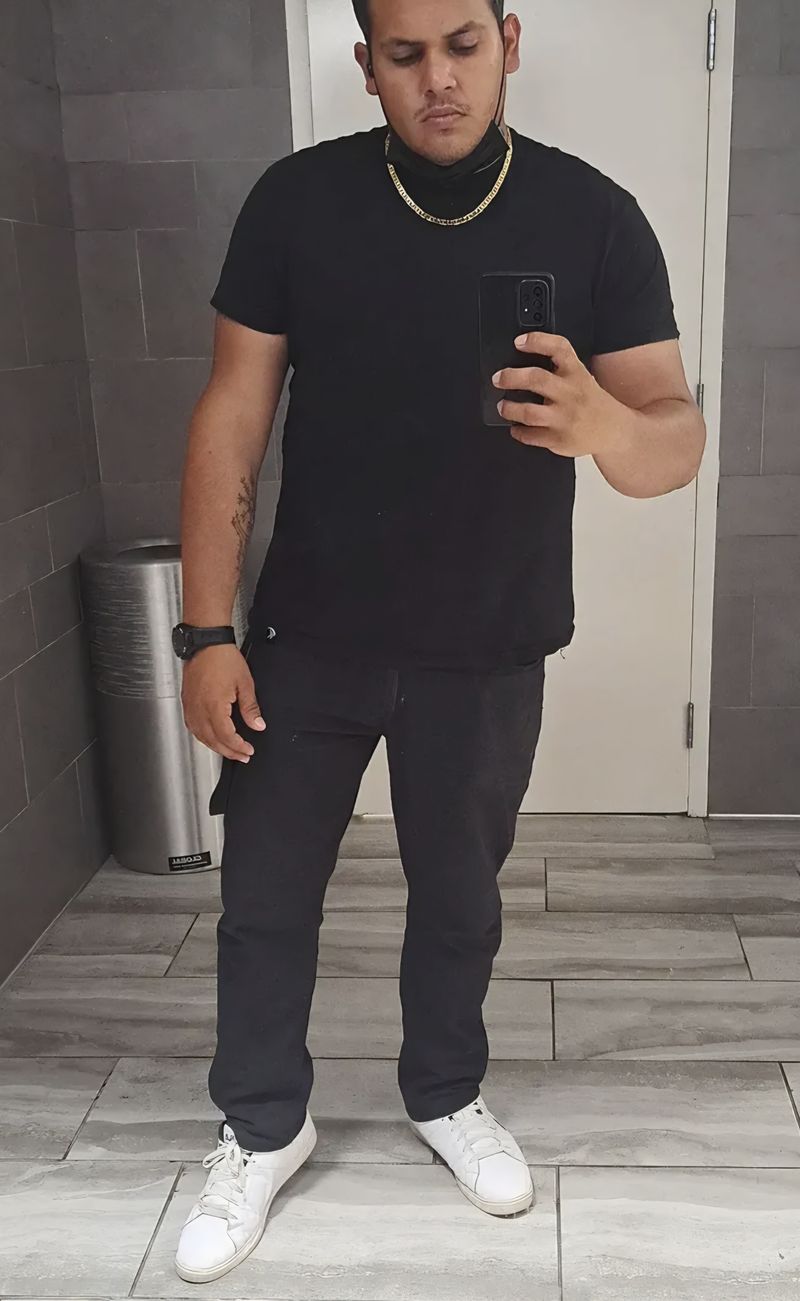 Christian, 29