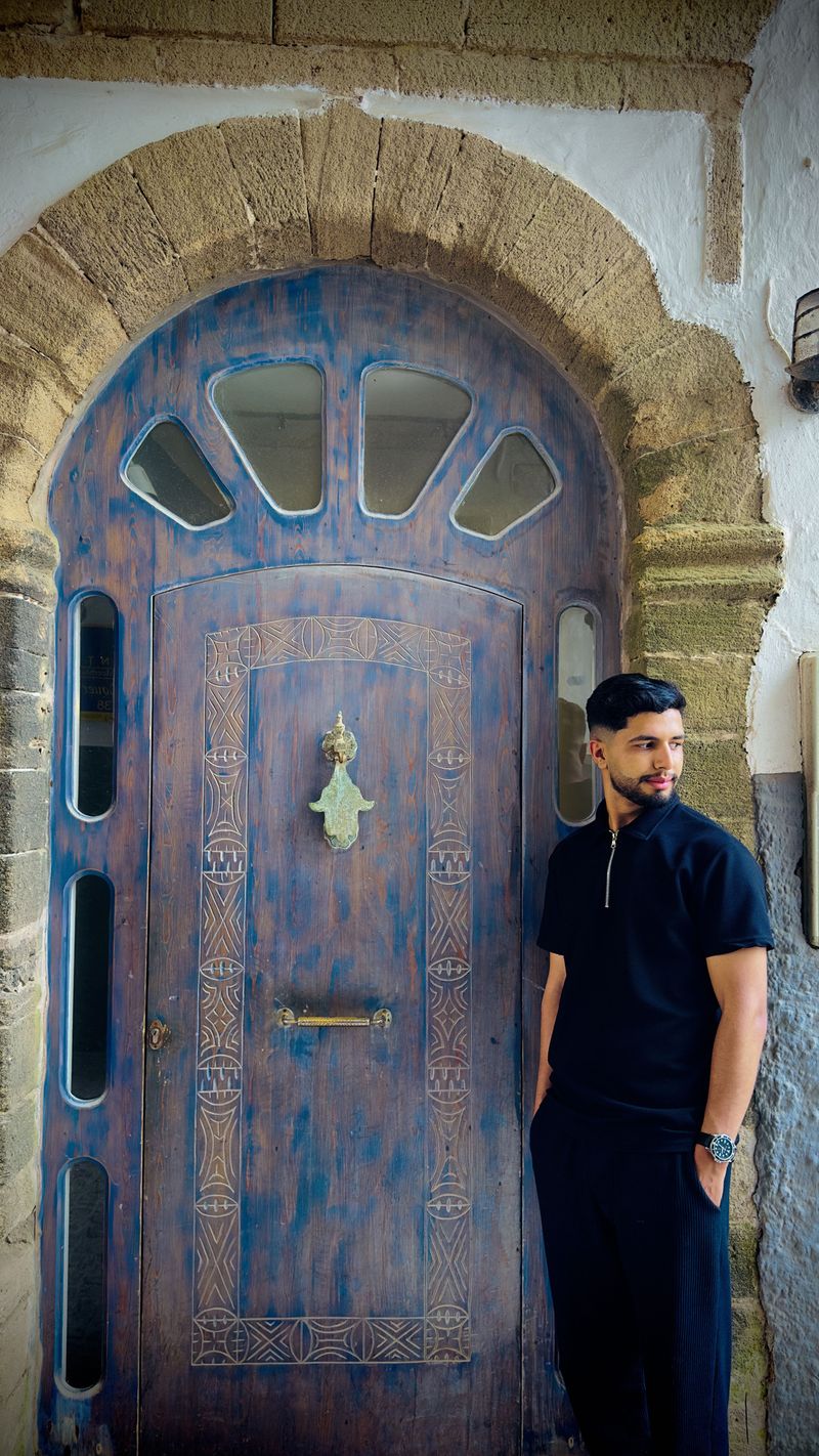 Idriss, 23