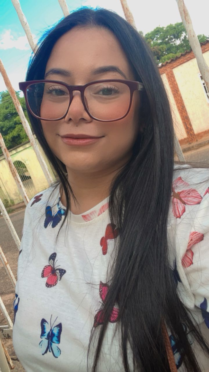 Ayleen, 28