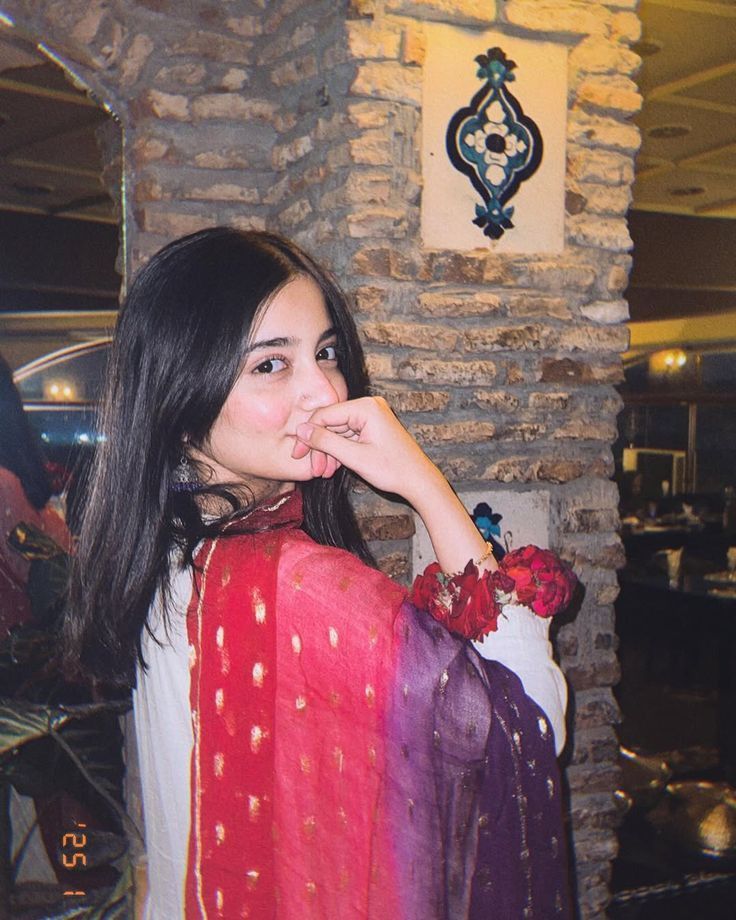Sana Khan, 21