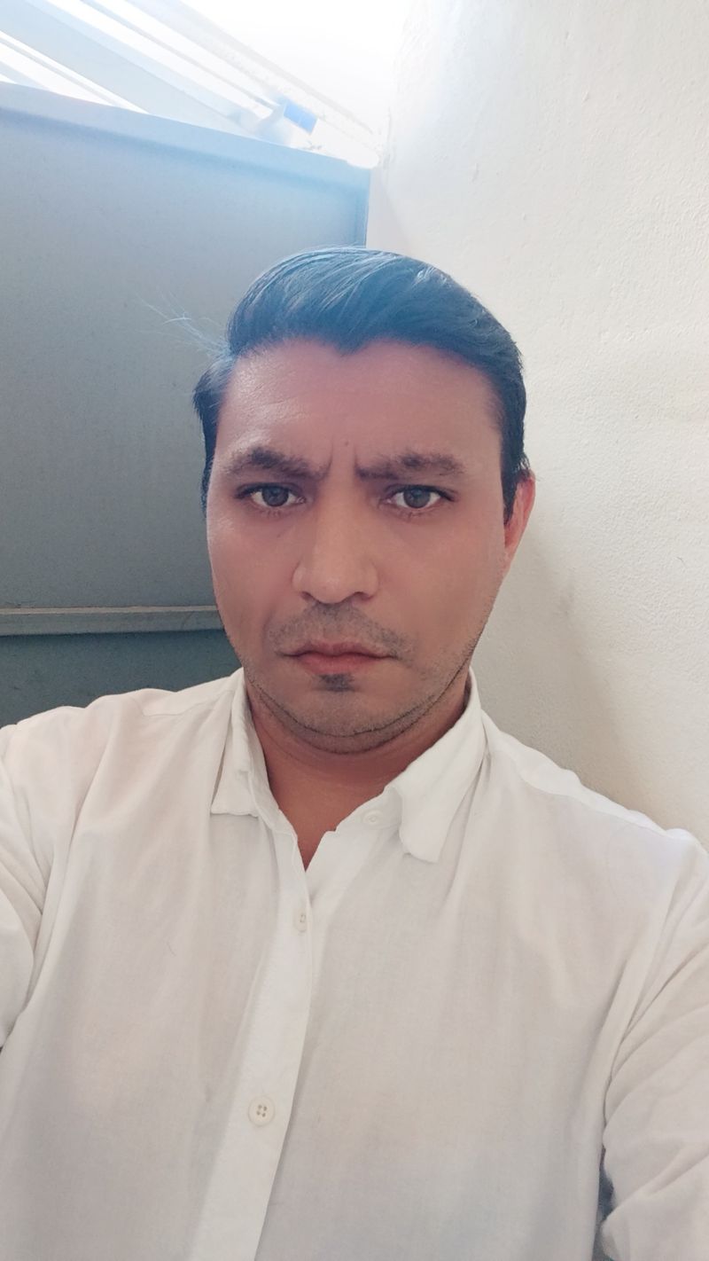 Oswald, 44