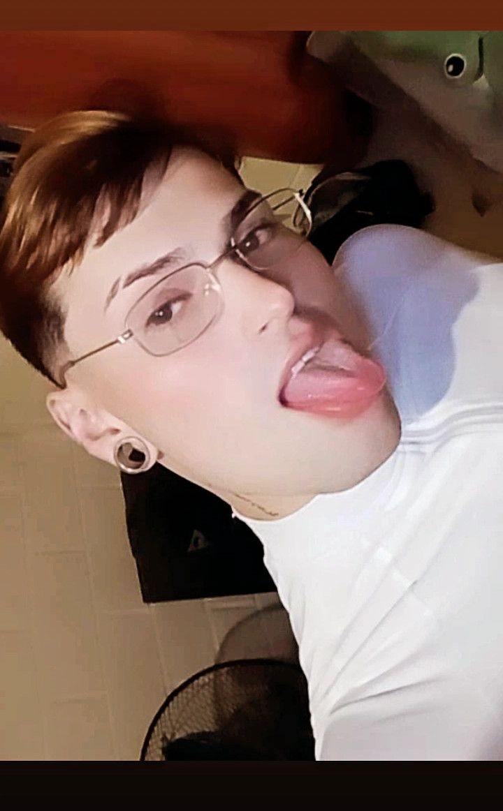 Maxuel B, 23