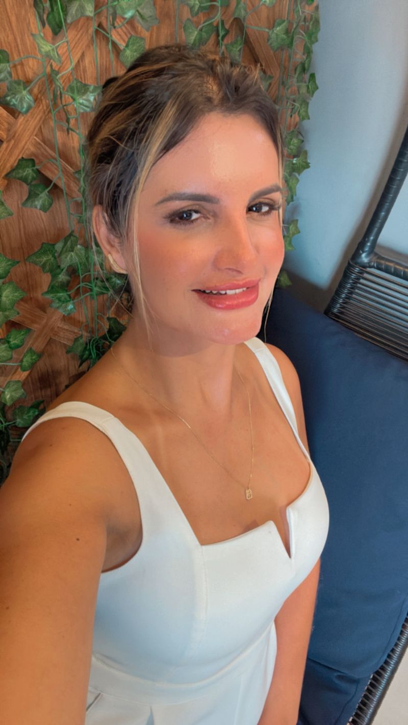 Vanessa, 42