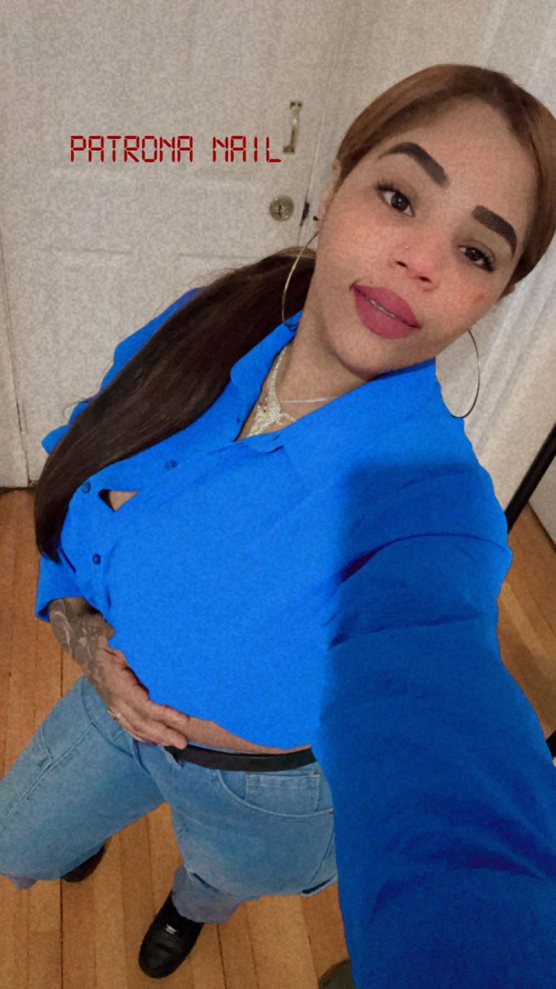 Diana, 34