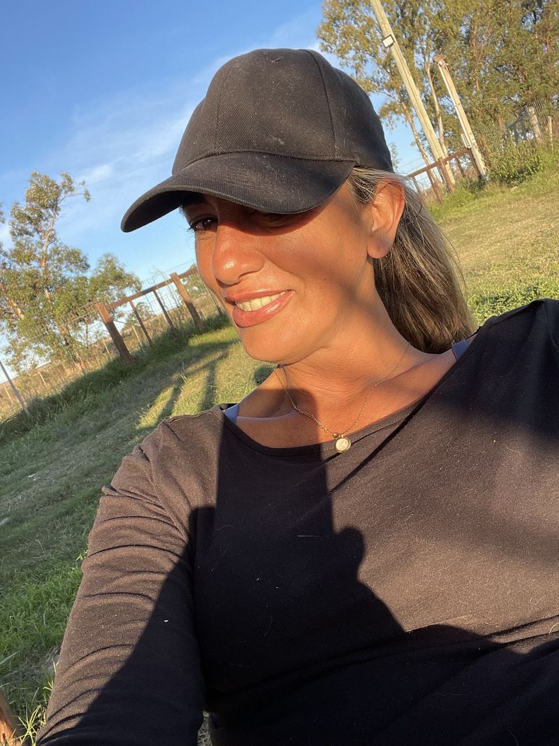 Ana, 49