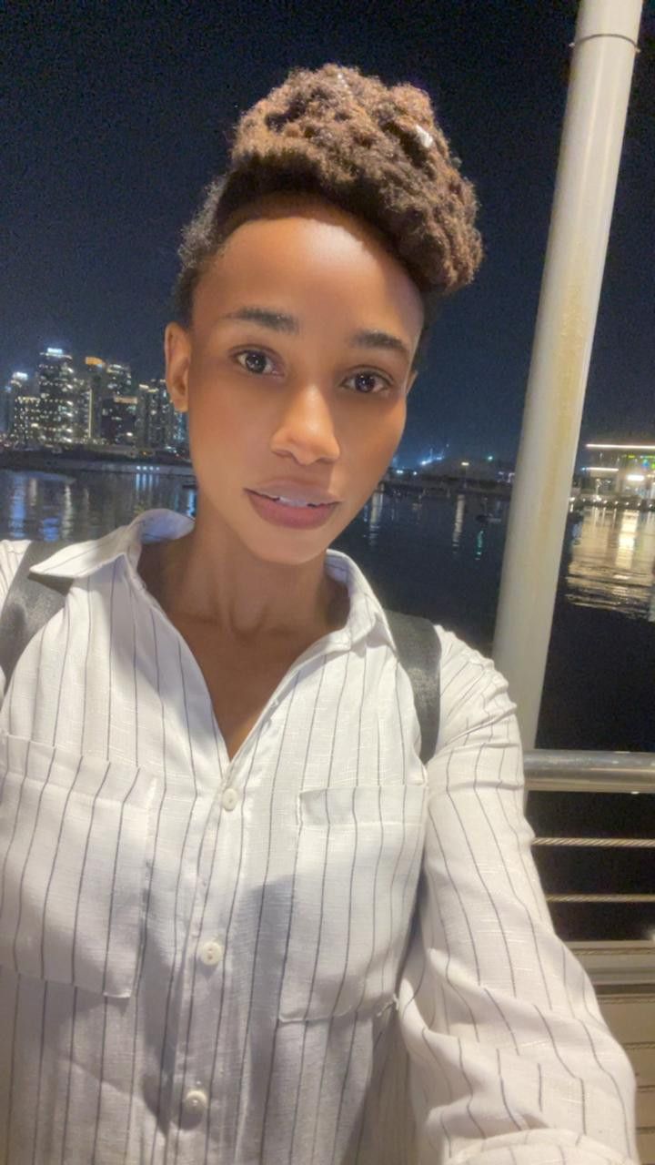 Lucy, 28