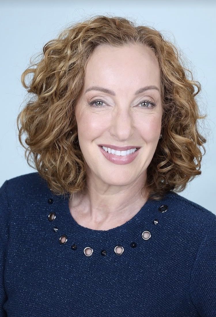 Martina, 45