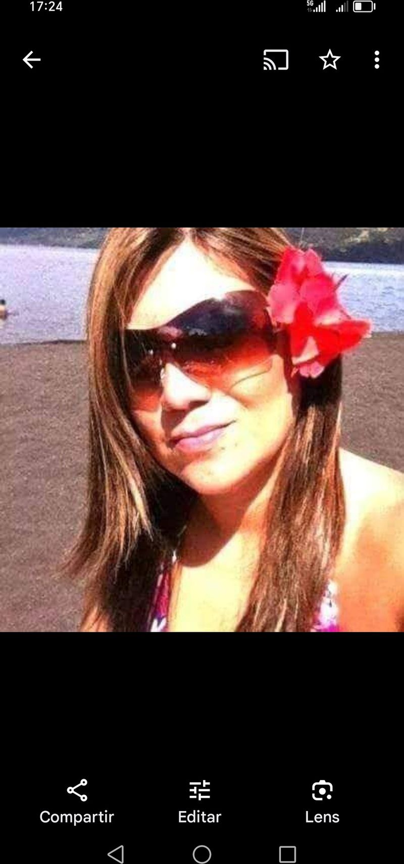 Paula, 48