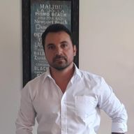 Eduardo, 47