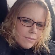 Dee, 52