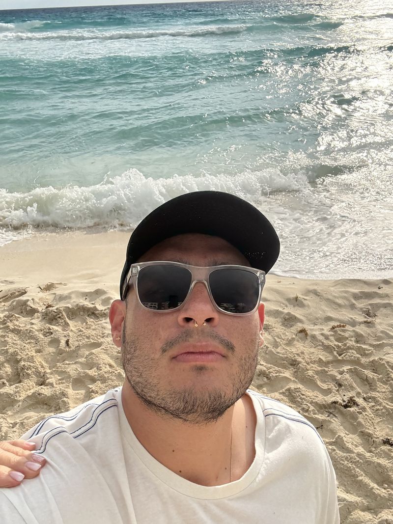 Steven, 31