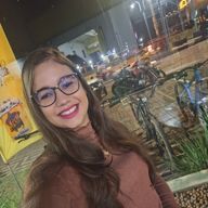 Priscylla Souza, 32