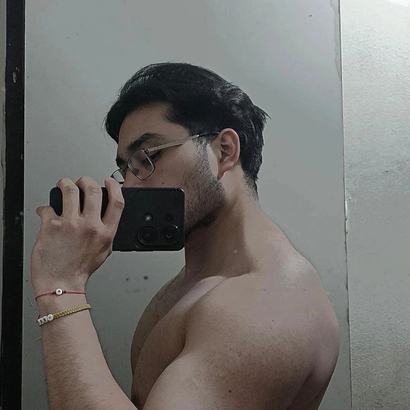 Danniel, 24
