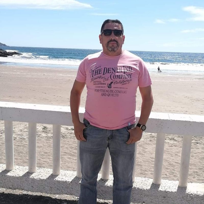 Ricardo, 49