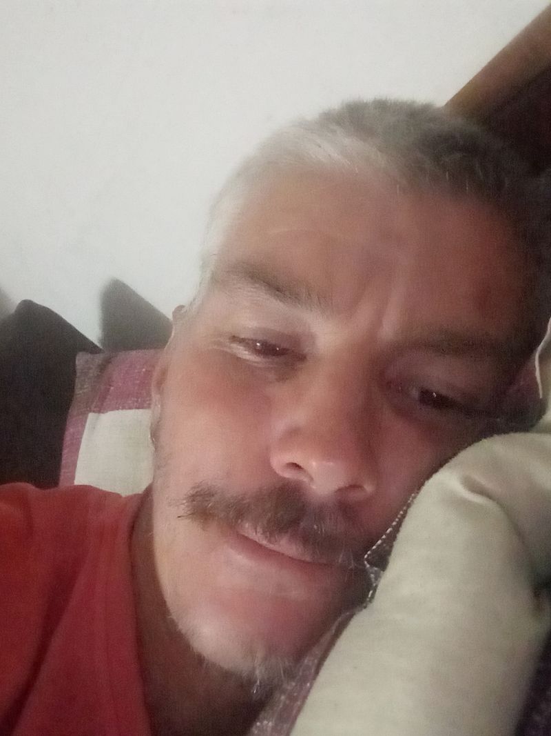 Louwrens, 44